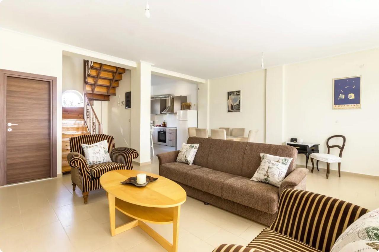 Apartamento Οικια Elisabeth Artemida  Exterior foto